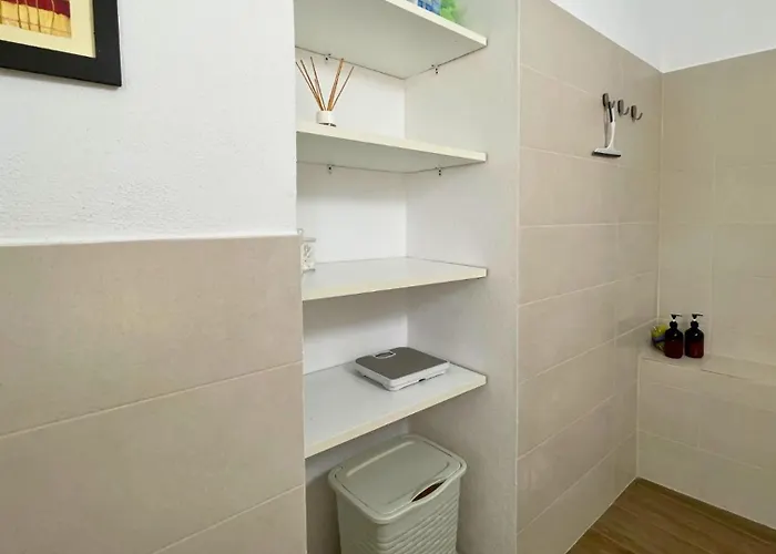 Markethome Plataneras Чио